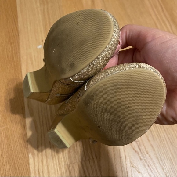 Disney Beauty and the Beast Belle Heels Shoes Gold Glitter 9/10 Dress Play Kids - Picture 7 of 7